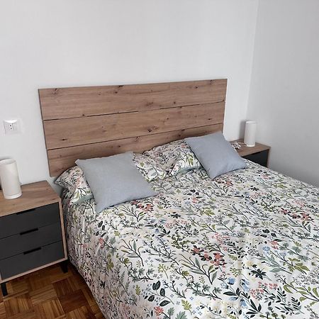 Acogedor Apartamento Con Vistas A La Catedral Y Parking Овьедо Экстерьер фото