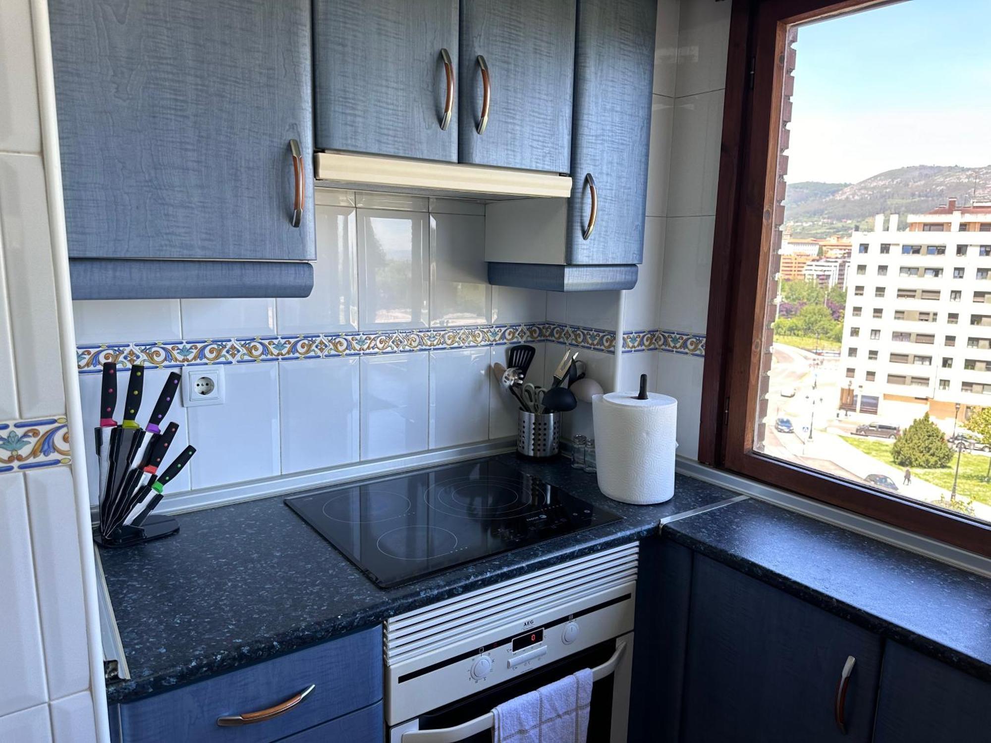 Acogedor Apartamento Con Vistas A La Catedral Y Parking Овьедо Экстерьер фото